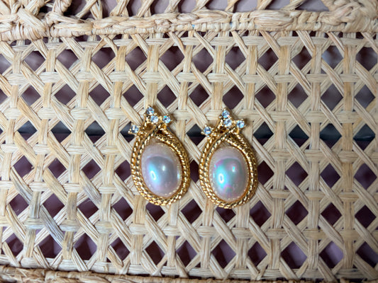 Nolan Miller 1980s Statement Faux Mabe Pearl Rhinestone clip-on Earrings (80’s)
