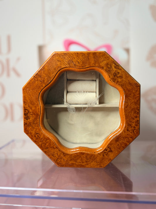 Mele octagonal jewelry box (80’s)
