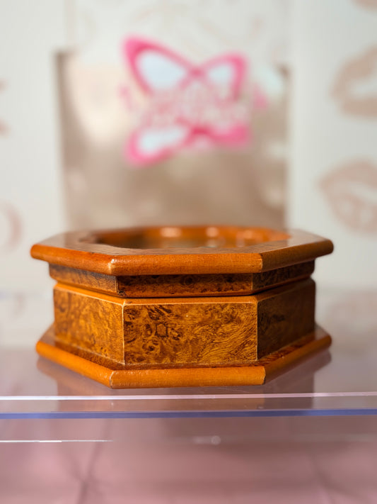 Mele octagonal jewelry box (80’s)