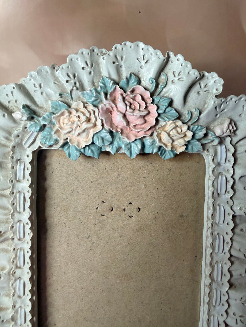 Resin Photo Frame | Ruffled White Faux Eyelet Lace with Pastel Pink (90’s)