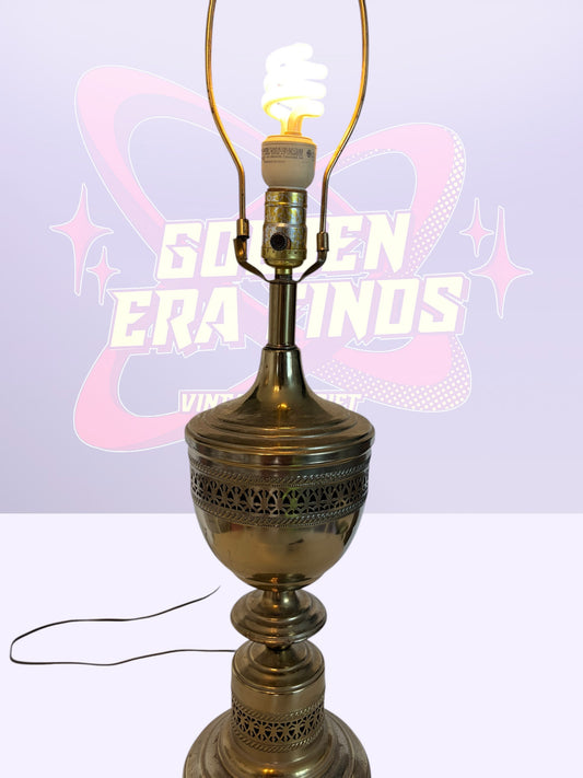 Hollywood Regency Brass trophy-style table lamp (50’s-60’s)