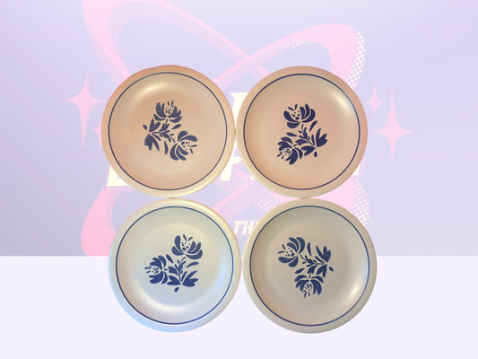 Pfaltzgraff Yorktowne Dinner plates  (1967)