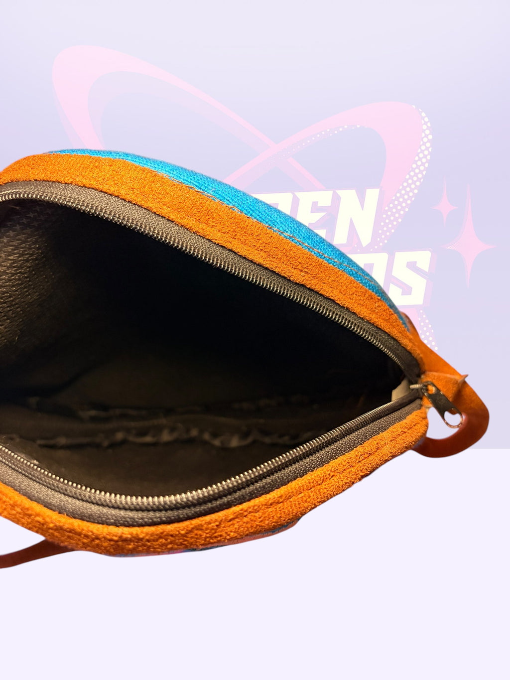 Mexican floral embroidered crossbody bag (1990’s)