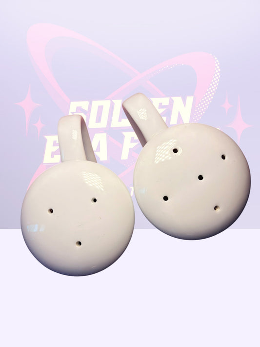 90’s Ceramic Salt and Pepper shakers